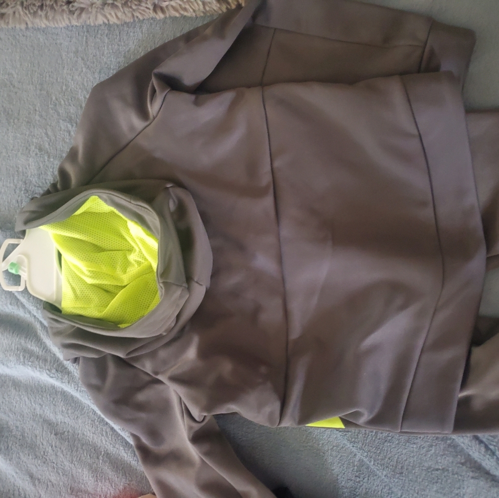 2 tracksuits - Picture 3 of 10